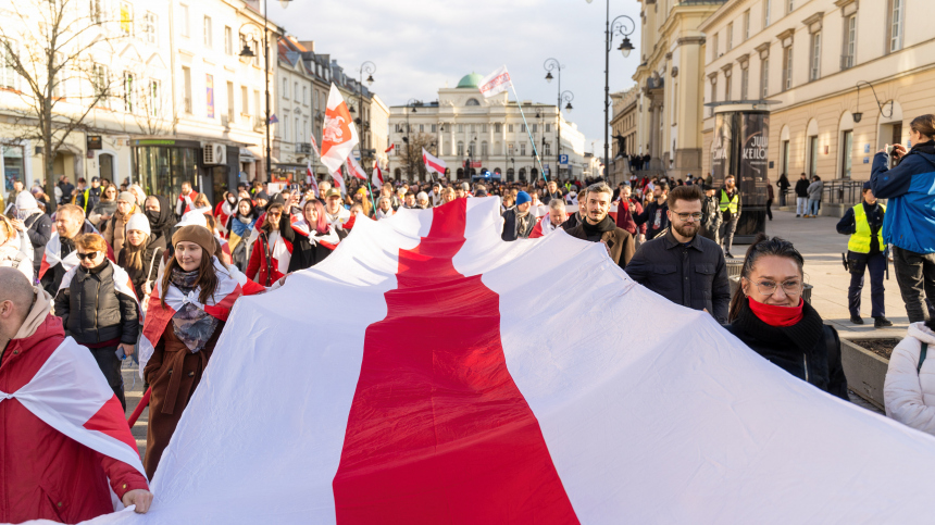 Стоп американизации: в Польше протестуют против участия страны в конфликте на Украине