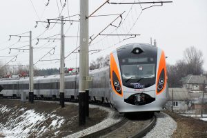 Спутниковый интернет Starlink появится в украинских поездах до конца 2022 года